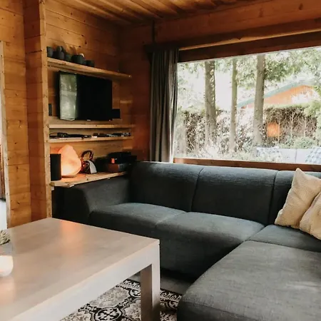 Cozy And Romantic Forest House Op De Veluwe Chalet *