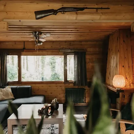 Cozy And Romantic Forest House Op De Veluwe *