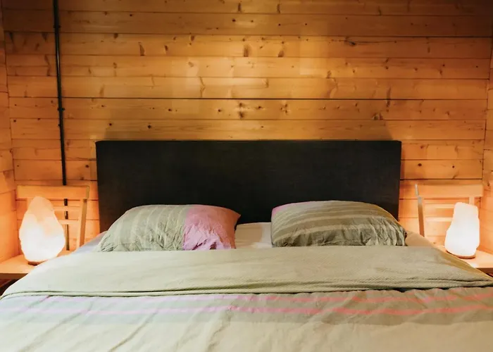 Cosy And Romantic Forest House